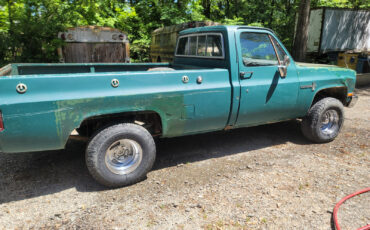 Chevrolet-K10-1983-Standard-Cab-Pickup-3