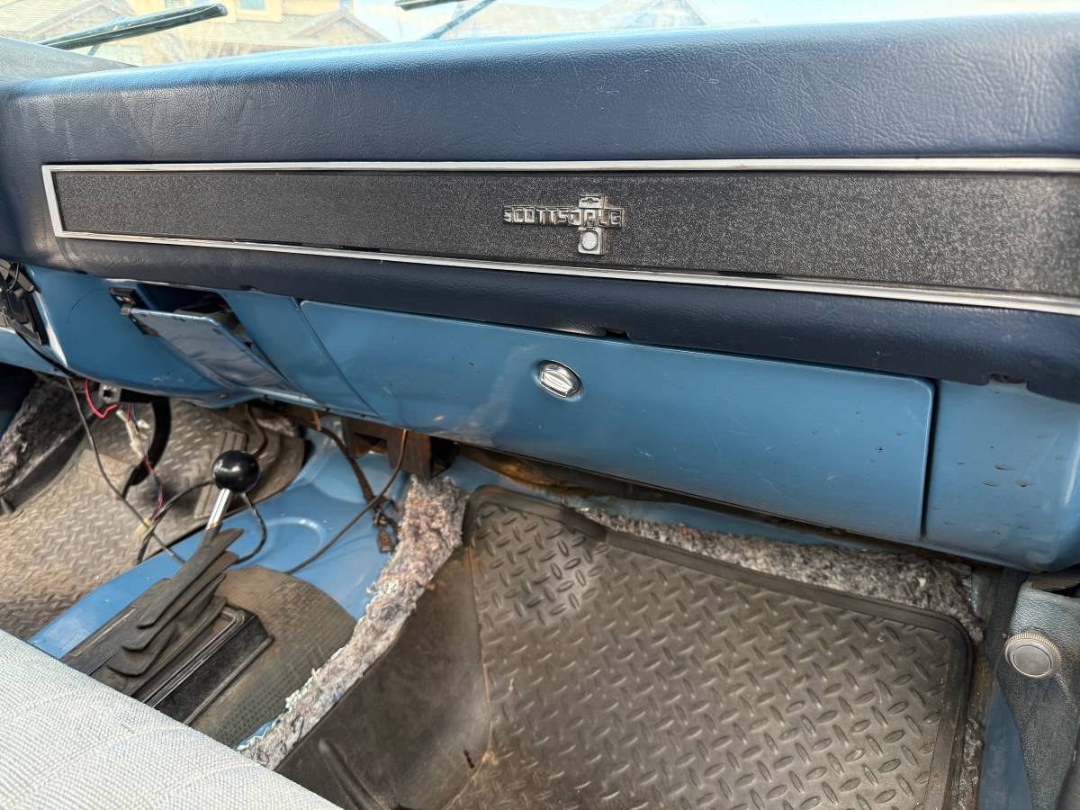 Chevrolet-K10-1984-blue-16
