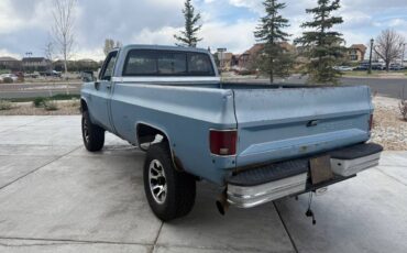 Chevrolet-K10-1984-blue-2