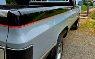 Chevrolet-K10-4x4-1983-12
