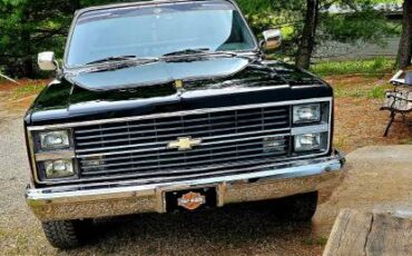 Chevrolet-K10-4x4-1983-3