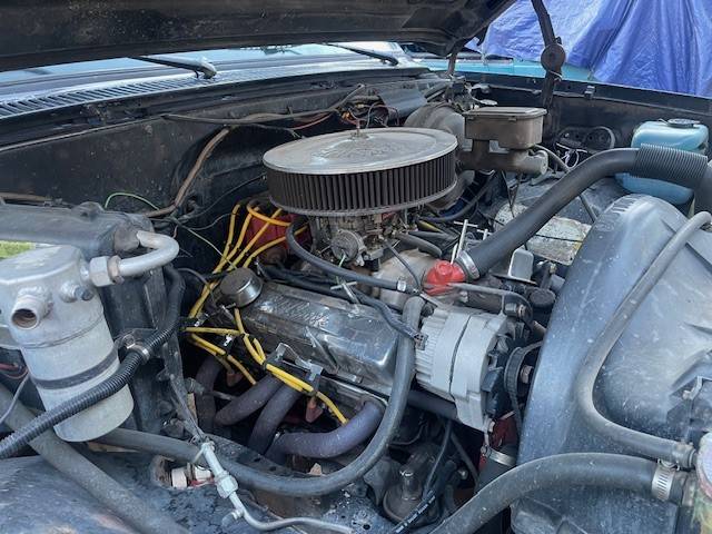 Chevrolet-K10-4x4-1985-black-13