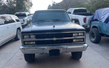Chevrolet-K10-4x4-1985-black-2