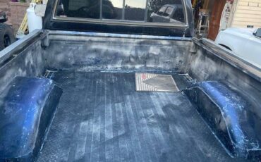 Chevrolet-K10-4x4-1985-black-6