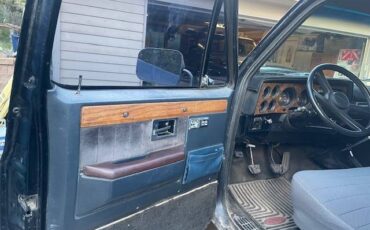 Chevrolet-K10-4x4-1985-black-9