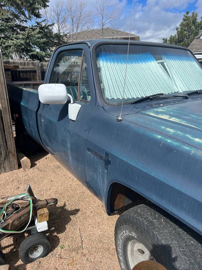 Chevrolet-K10-4x4-1985-blue-10