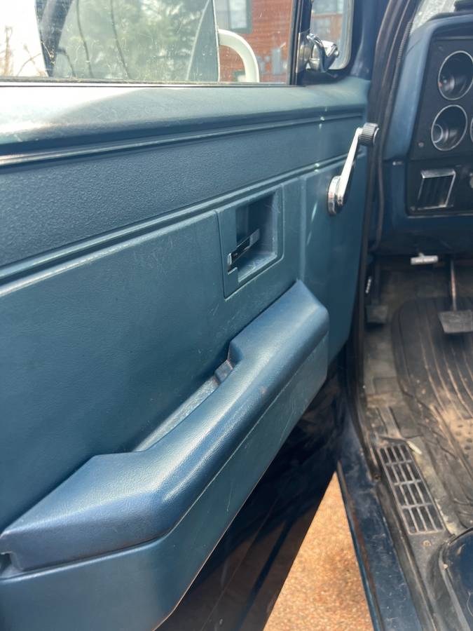 Chevrolet-K10-4x4-1985-blue-7