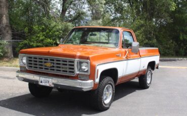 Chevrolet-K10-silverado-1975-orange-13