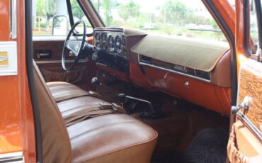Chevrolet-K10-silverado-1975-orange-16