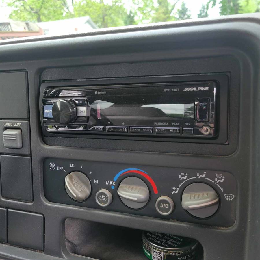 Chevrolet-K1500-1995-black-13