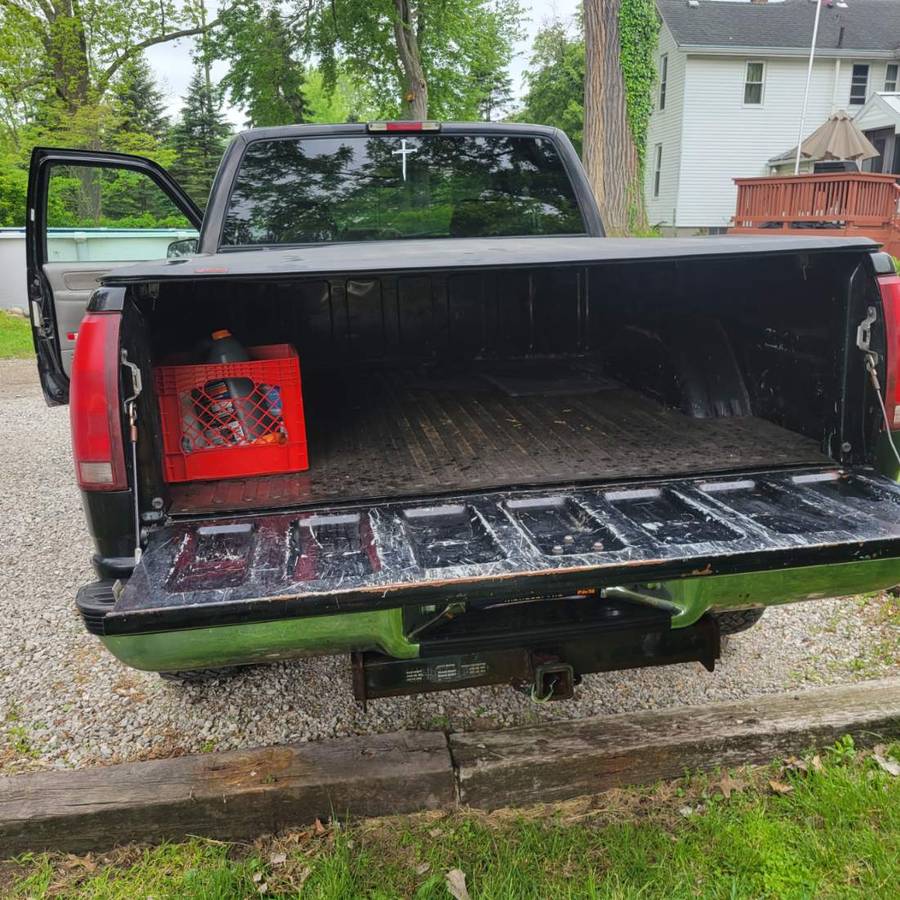Chevrolet-K1500-1995-black-14