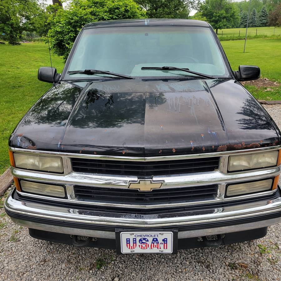 Chevrolet-K1500-1995-black-3