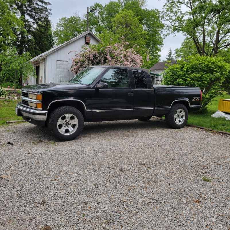 Chevrolet-K1500-1995-black-4
