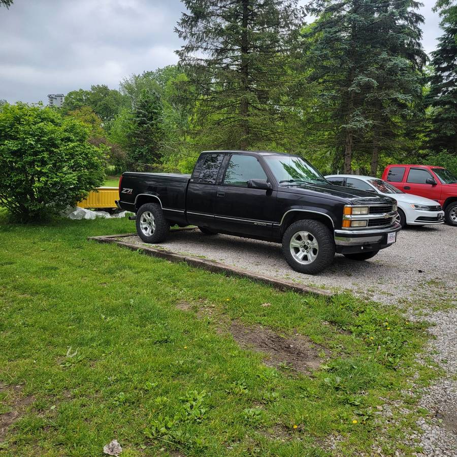 Chevrolet-K1500-1995-black