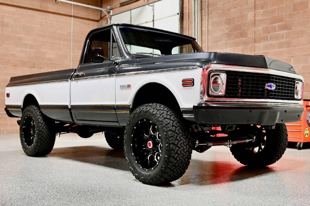 Chevrolet-K20-1972-grey-3