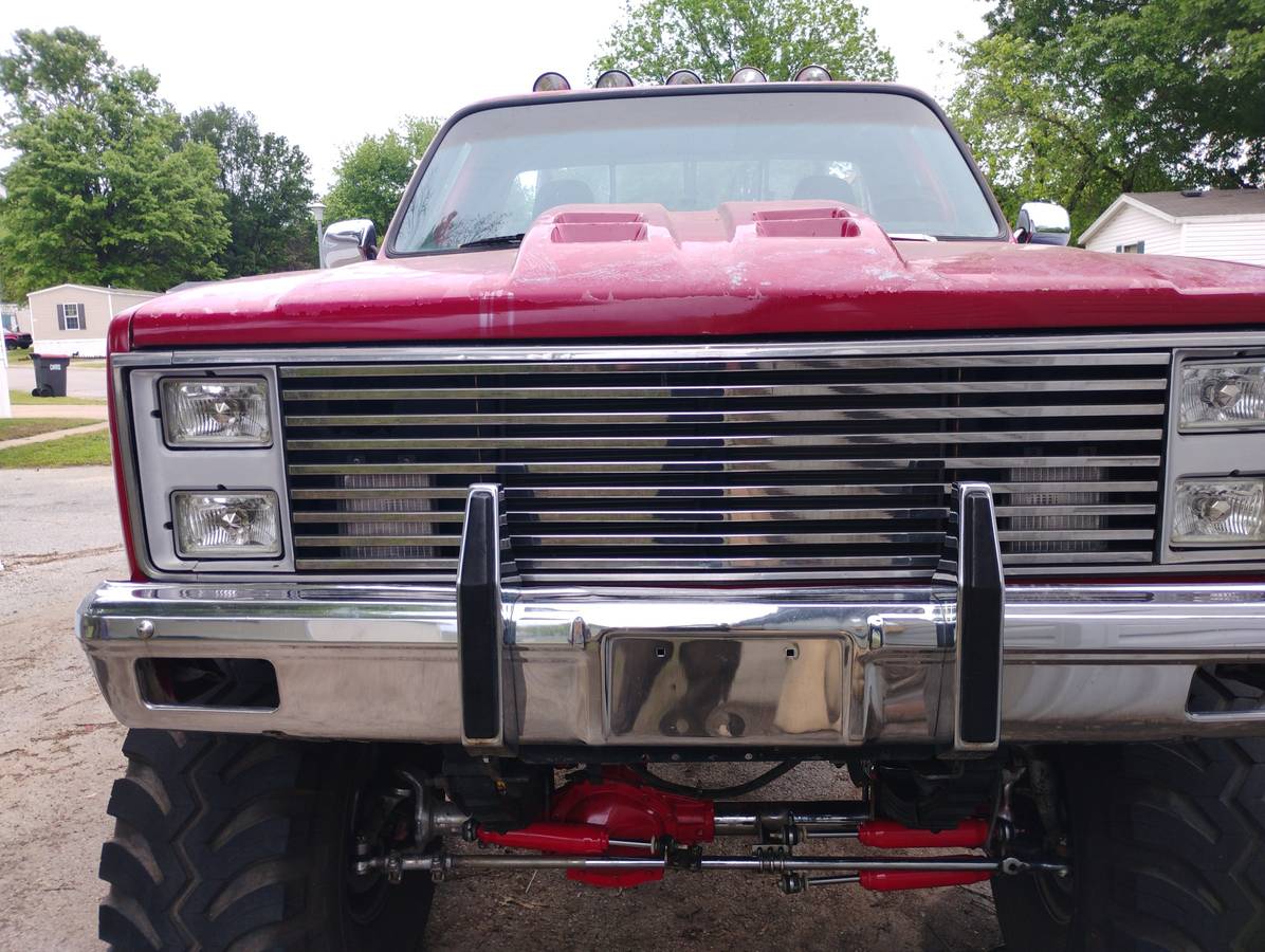 Chevrolet-K20-1981-11
