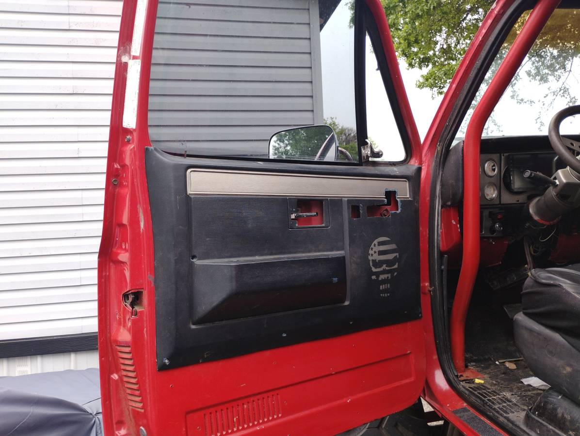 Chevrolet-K20-1981-15
