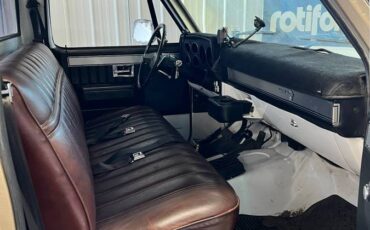Chevrolet-K20-1984-custom-7
