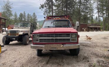 Chevrolet-K30-1986-red-1