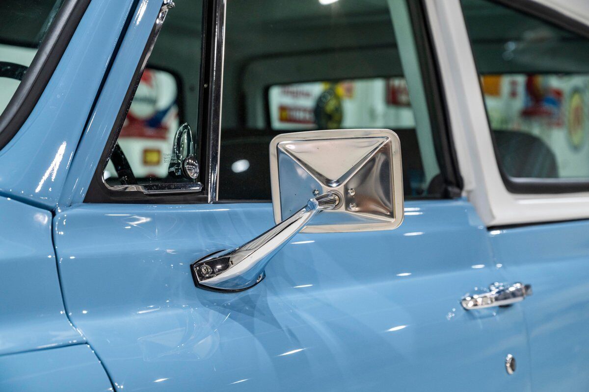 Chevrolet-K5-Blazer-1970-34