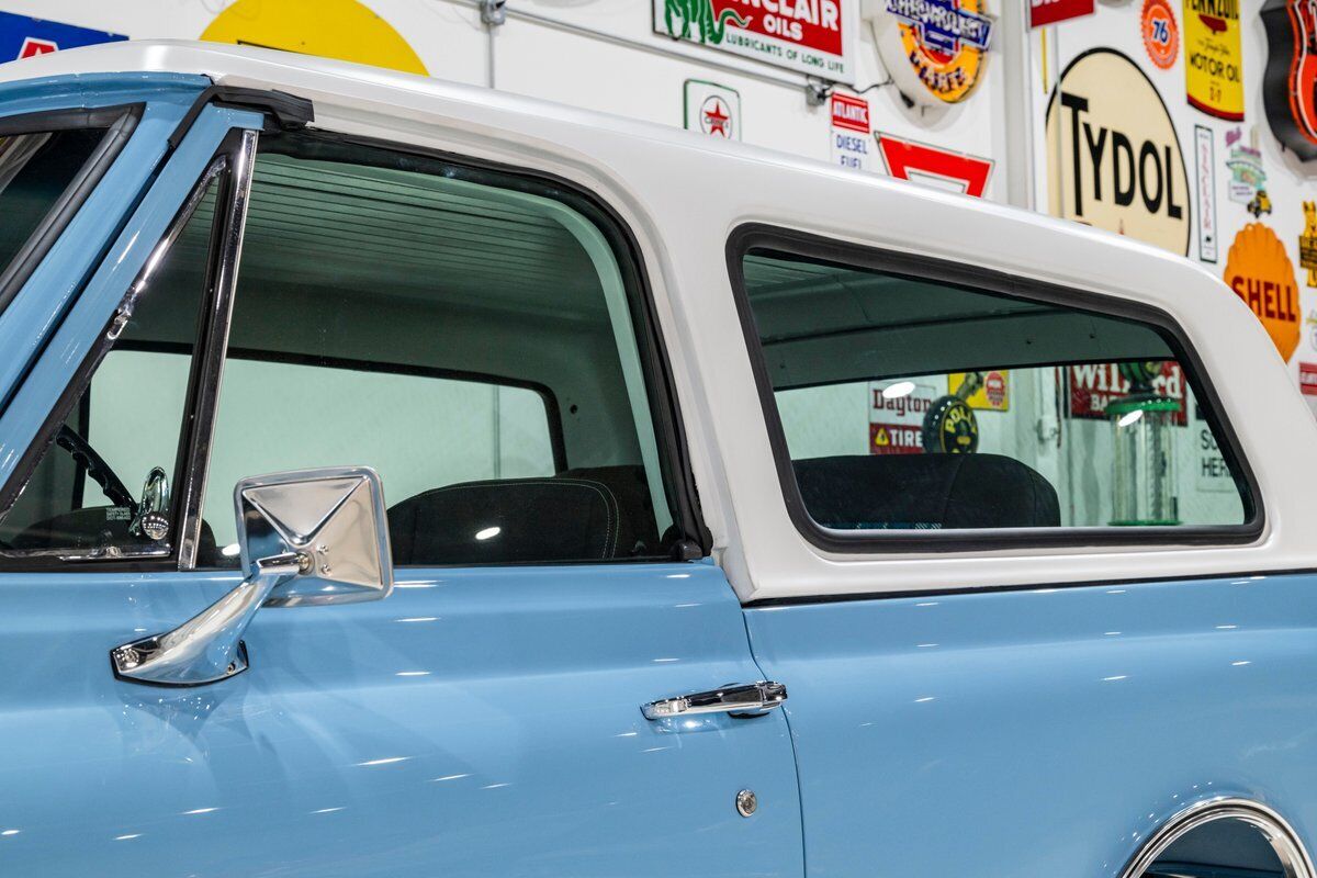 Chevrolet-K5-Blazer-1970-39