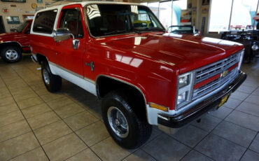Chevrolet-K5-Blazer-1985-Classic-Car-11