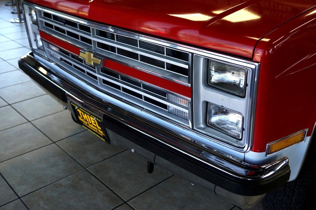 Chevrolet-K5-Blazer-1985-Classic-Car-19