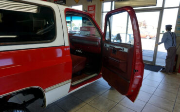 Chevrolet-K5-Blazer-1985-Classic-Car-24