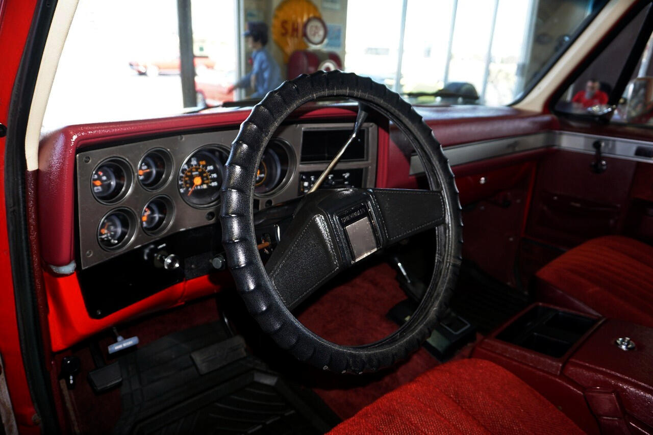 Chevrolet-K5-Blazer-1985-Classic-Car-27