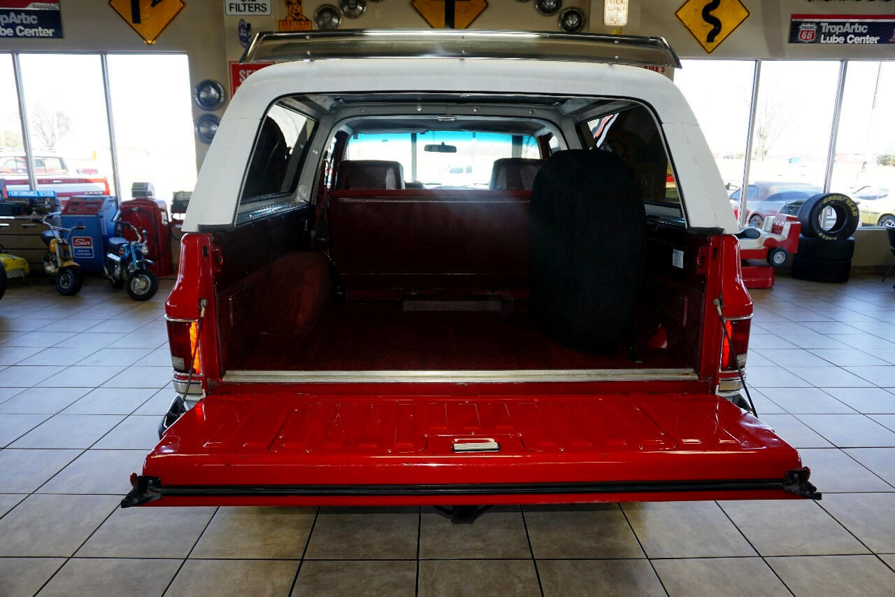 Chevrolet-K5-Blazer-1985-Classic-Car-30