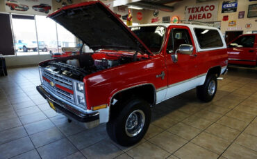 Chevrolet-K5-Blazer-1985-Classic-Car-34