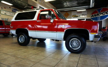 Chevrolet-K5-Blazer-1985-Classic-Car-9