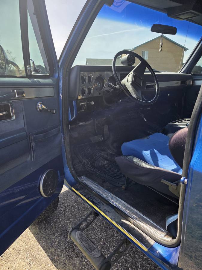 Chevrolet-K5-blazer-1984-14
