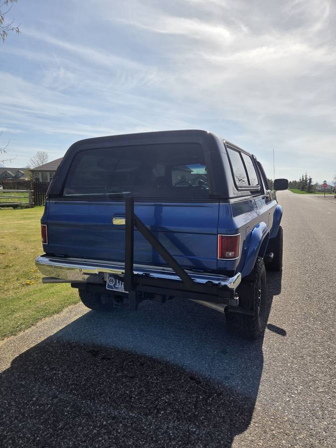 Chevrolet-K5-blazer-1984-3