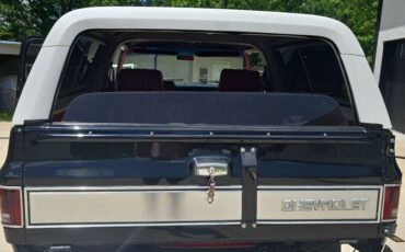Chevrolet-K5-blazer-1984-black-13