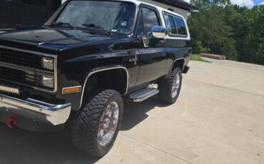 Chevrolet-K5-blazer-1984-black-3