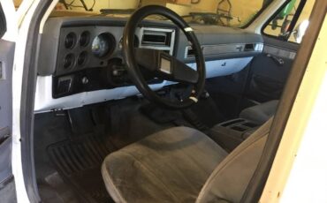 Chevrolet-K5-blazer-1987-white-1