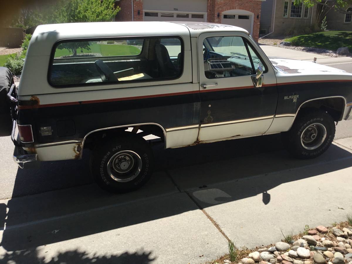 Chevrolet-K5-blazer-1987-white-10