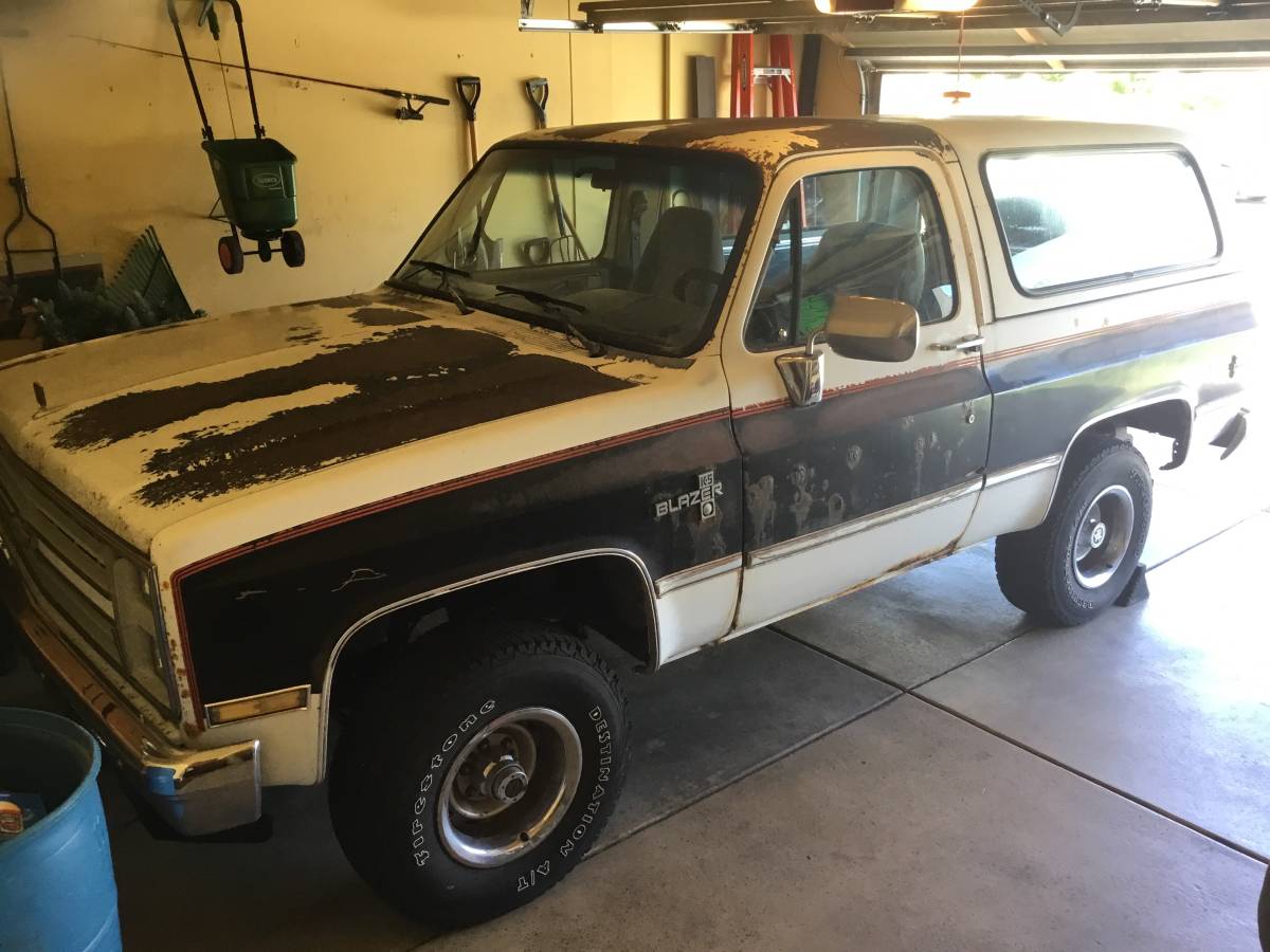 Chevrolet-K5-blazer-1987-white-13