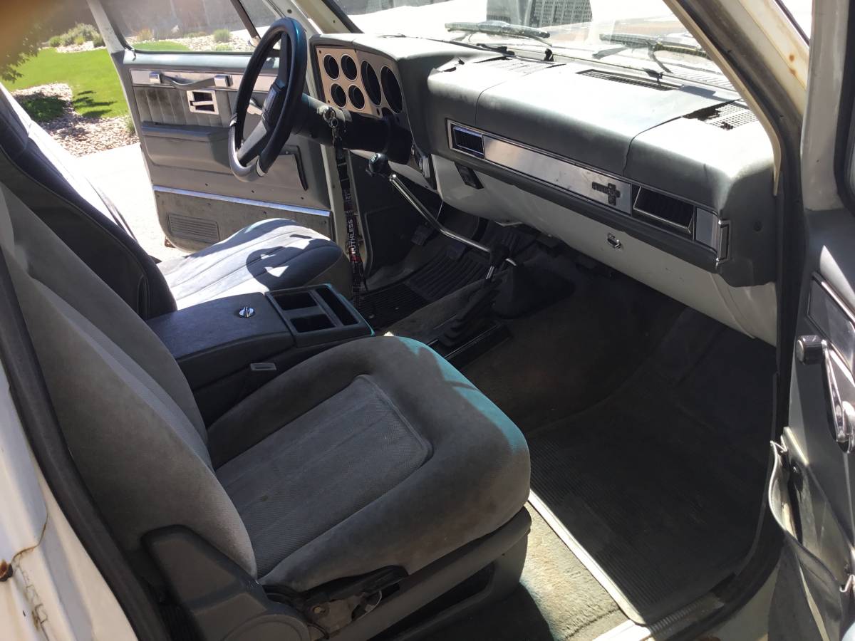Chevrolet-K5-blazer-1987-white-5