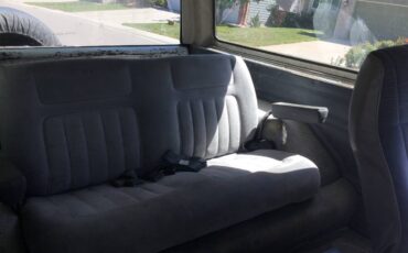 Chevrolet-K5-blazer-1987-white-6