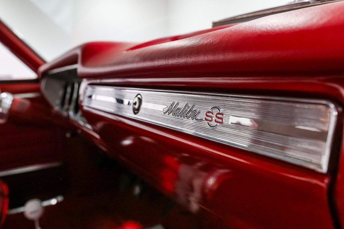 Chevrolet-Malibu-1965-Coupe-19