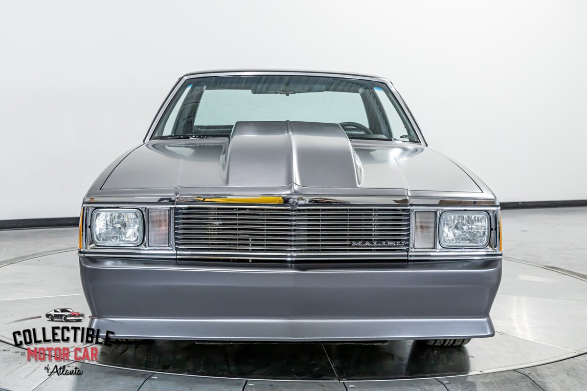 Chevrolet-Malibu-1978-Coupe-24