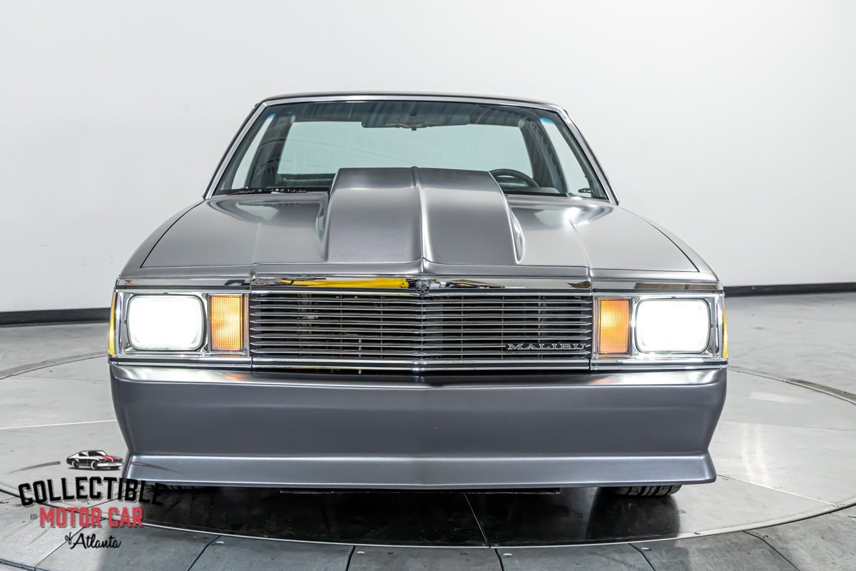 Chevrolet-Malibu-1978-Coupe-38