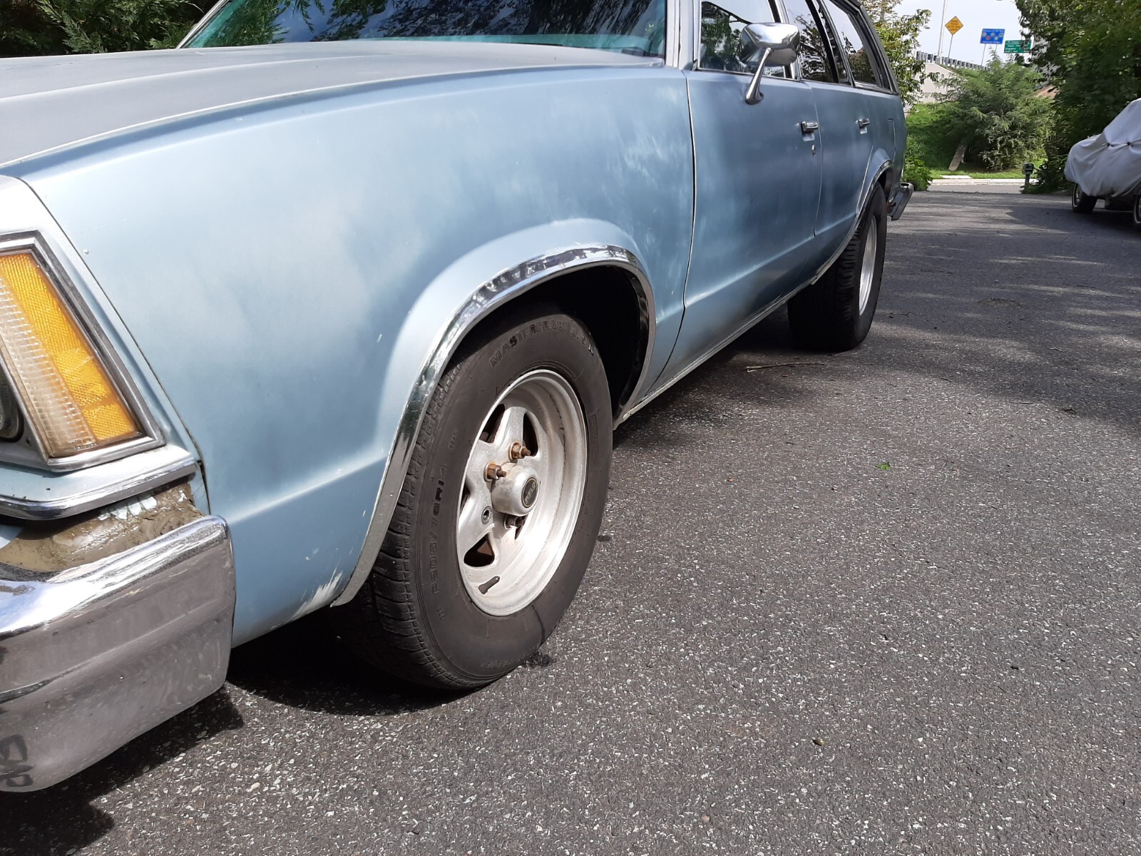 Chevrolet-Malibu-1978-Wagon-9