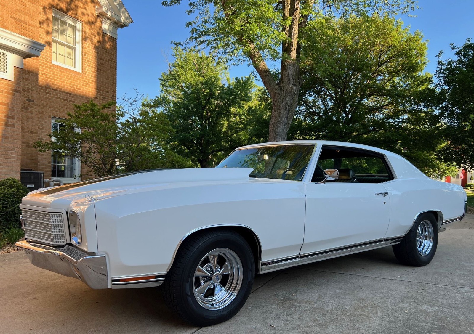 Chevrolet-Monte-Carlo-1970-Coupe-1