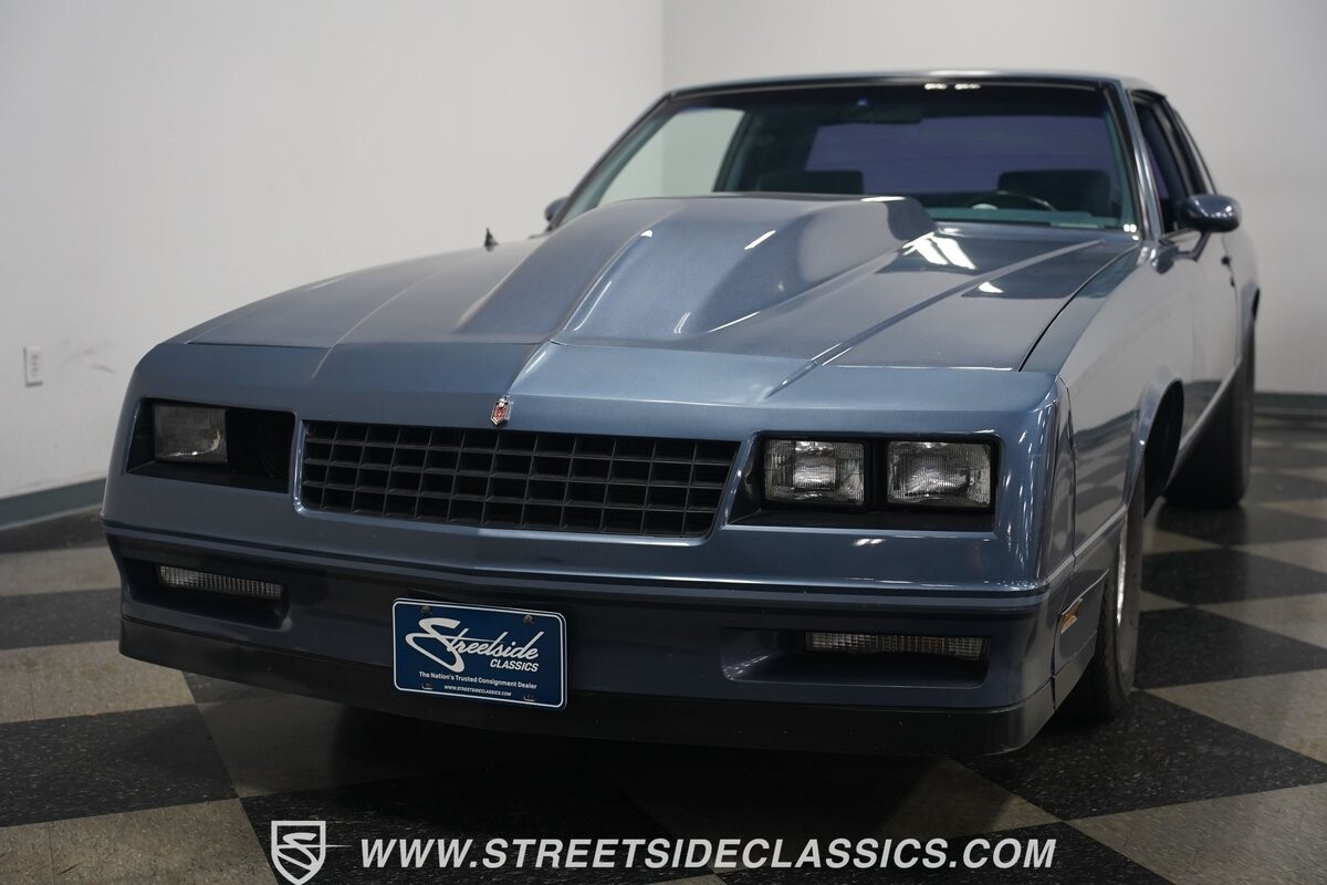 Chevrolet-Monte-Carlo-1984-Coupe-22