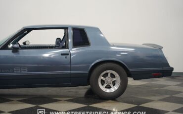 Chevrolet-Monte-Carlo-1984-Coupe-27