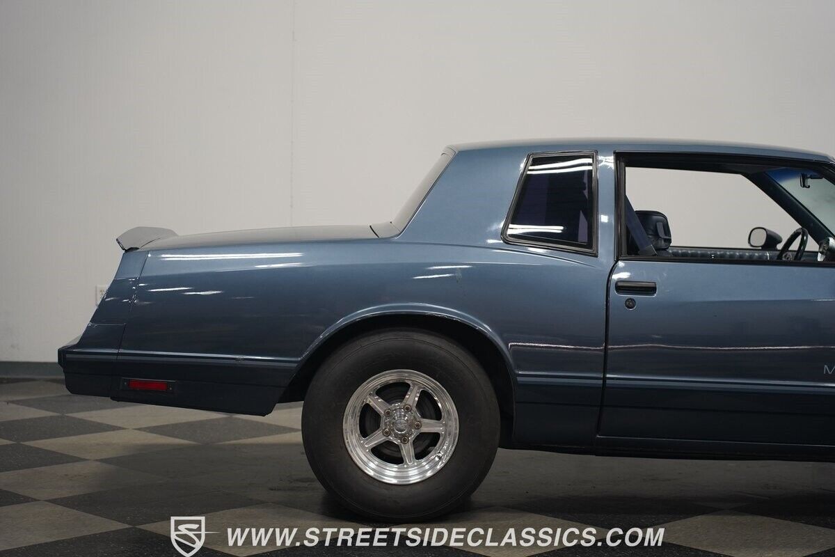 Chevrolet-Monte-Carlo-1984-Coupe-33