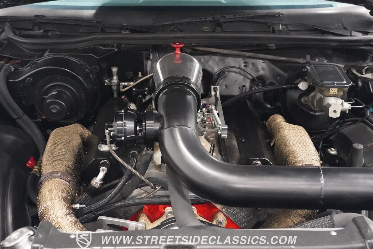 Chevrolet-Monte-Carlo-1984-Coupe-38